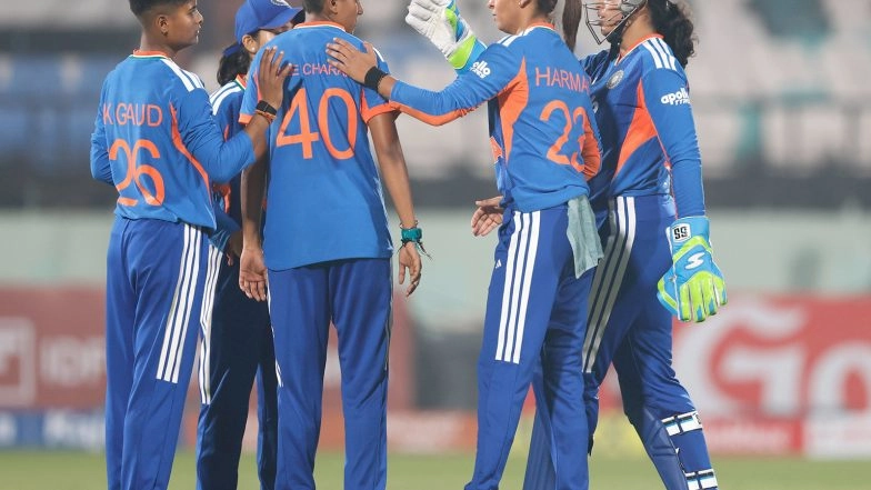 Sports News | India Women Keep Sri Lanka in Check; Restrict Visitors to 121/6 India Women Keep Sri Lanka in Check; Restrict Visitors to 121/6 in First T20I at Visakhapatnam