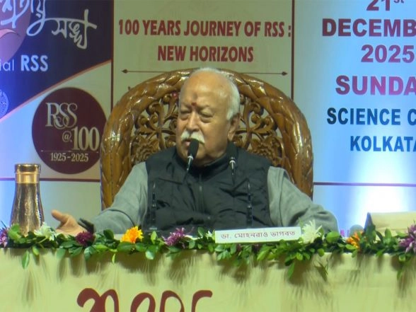 India News | People in Live-in Relationships Not Ready to Take Responsibility: Mohan Bhagwat in Kolkata