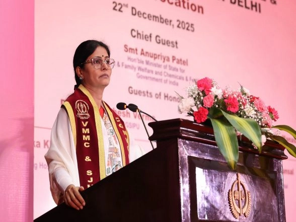 India News | Uphold Ethical Medical Practice: Union MoS Anupriya Patel Tells Graduating Students at VMMC Convocation