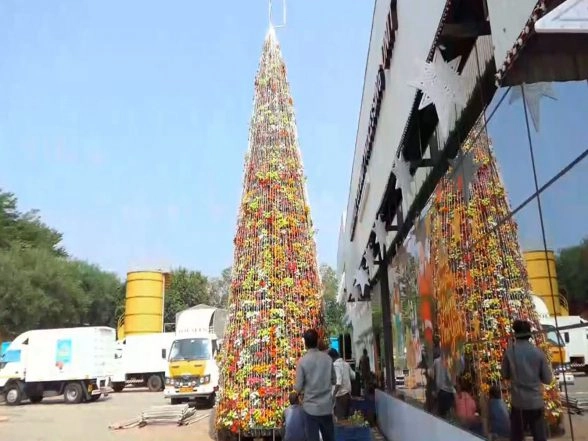 India News | Kerala: 30-foot-tall Eco-friendly Christmas Tree Made of 2,800 Plants Set Up in Malappuram