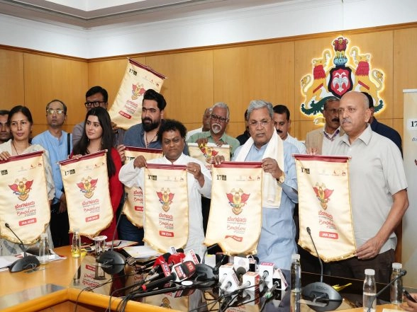 Entertainment News | Karnataka CM Siddaramaiah Holds Meeting to Discuss 17th Bengaluru International Film Festival, Prakash Raj Appointed Brand Ambassador