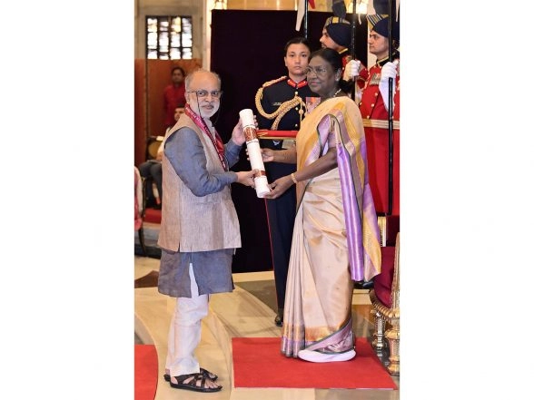 India News | President Murmu Presents Rashtriya Vigyan Puraskar- 2025