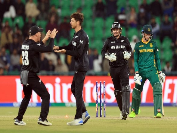 Sports News | New Zealand Announces Squads for ODI and T20I Series in India