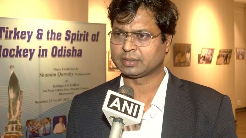 Sports News | Hockey India President Dilip Tirkey Inaugurates Photo Exhibition at Odisha State Museum
