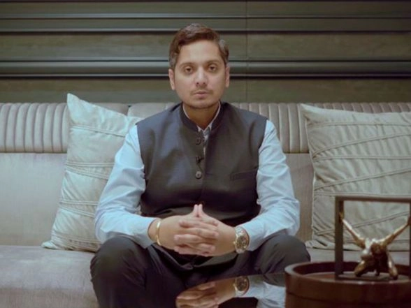 Business News | EaseMyTrip Introduces Complimentary Airport Meals for Travellers at Three Major Indian Airports