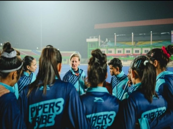 Sports News | SG Pipers Coach Sofie Gierts Praises Fearless Young Indian Talent Ahead of HIL 2025/26 Season