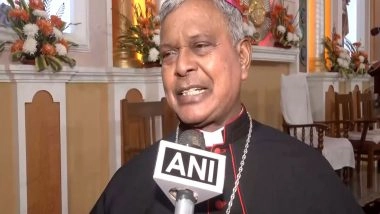 India News | Odisha: Devotees Offer Midnight Mass Prayers at St Vincent's Pro Cathedral in Bhubaneswar on Christmas