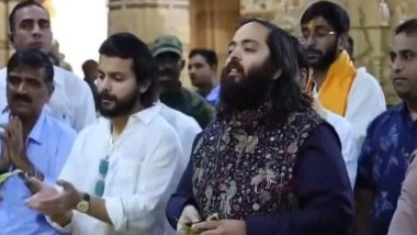 India News | Anant Ambani Offers Prayers at Shree Somnath Jyotirlinga Temple in Gujarat