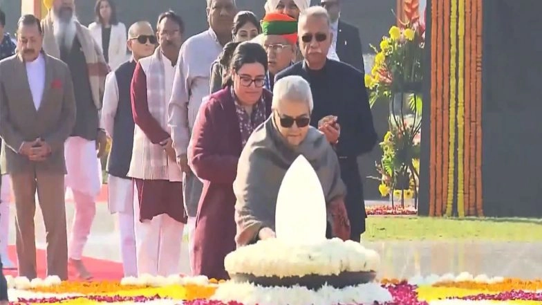 India News | Atal Bihari Vajpayee's Foster Daughter Namita Kaul Pays Floral Tribute at 'Sadaiv Atal' Memorial