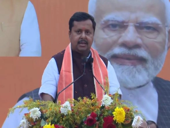 India News | BJP Working President Nabin Pays Tribute to Atal Bihari Vajpayee on His 101st Birth Anniversary