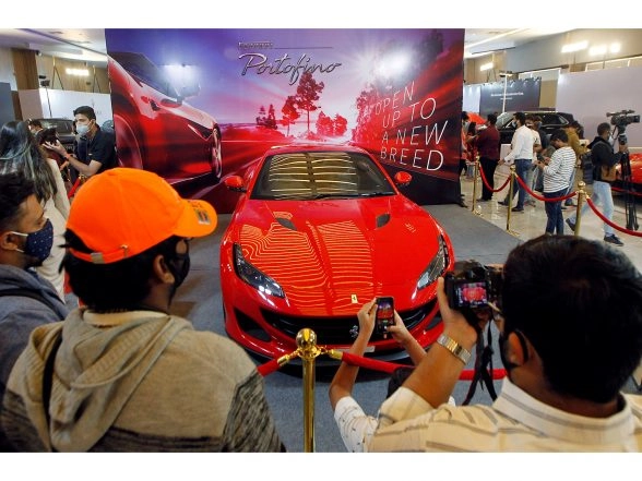 Business News | Luxury Cars, Jewellery Top Consumption Choices for Ultra High Net-worth Individuals: Nuvama Report