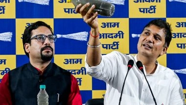 India News | Delhi Police Registers FIR Against AAP Leaders on Charges of Hurting Religious Sentiments