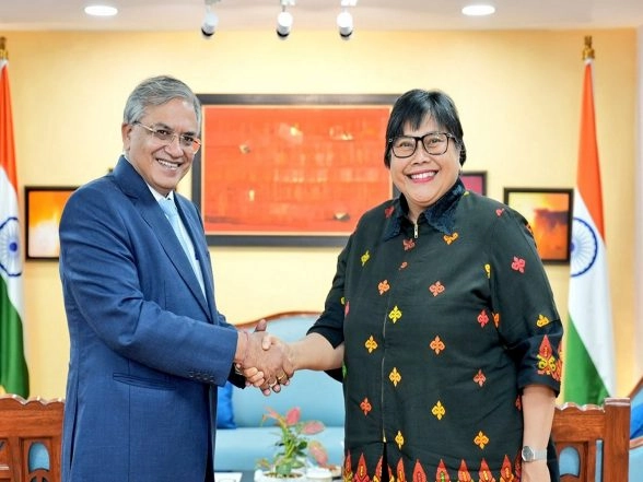 India News | CEC Gyanesh Kumar Meets Indonesian Ambassador Ina H. Krisnamurthi