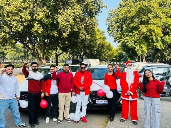 Business News | MK Bhatia Rewards Top Performers with Six Cars; Mits Group Unveils Aggressive Expansion Roadmap