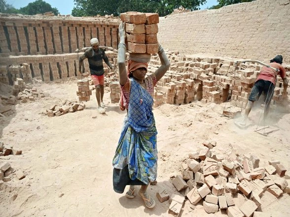 Business News | Centre Releases over Rs 723 Crore for Rural Bodies in Rajasthan and Jharkhand