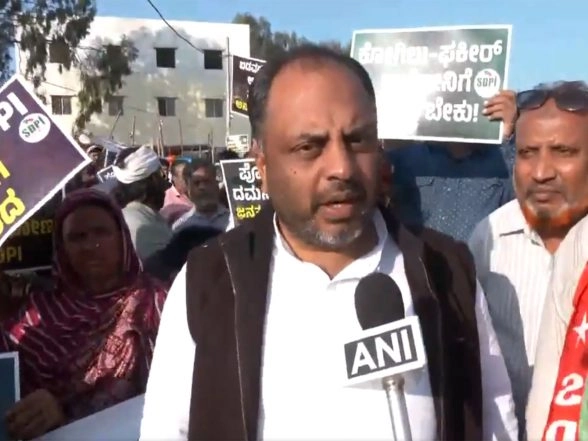 India News | Karnataka: SDPI, Residents Protest Yelahanka Demolition Drive, Demand Immediate Rehabilitation for Displaced People