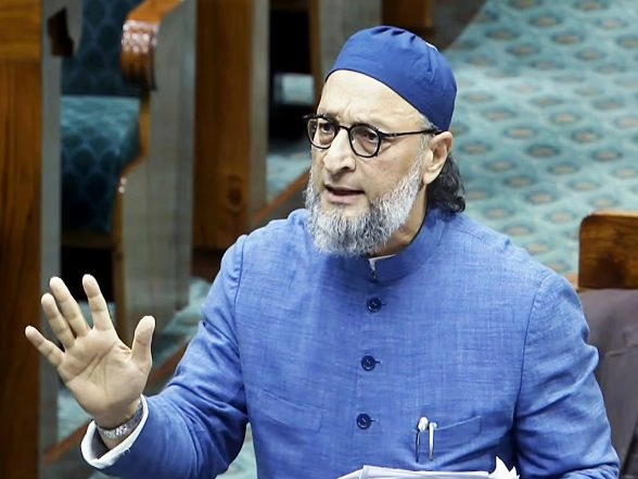 India News | AIMIM Chief Owaisi Writes to Telangana CM Seeking Retention of SETWIN Office at Hyderabad's Purani Haveli