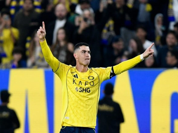 Sports News | Saudi Pro League: Cristiano Ronaldo's Brace Guides Al-Nassr to 10th Straight Win