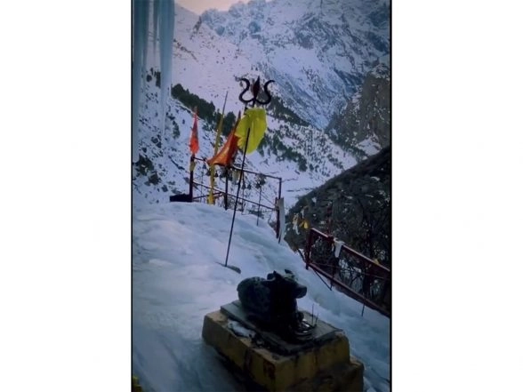 India News | Discover the 'natural Shivling': Uttarakhand Chief Minister Invites Pilgrims to Timmarsain Mahadev Cave