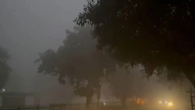 India News | Dense Fog Chokes Delhi as AQI Hits 402, Air Quality Turns 'severe'