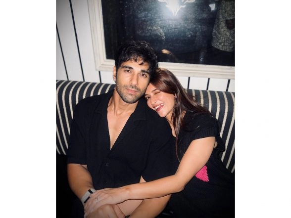 Entertainment News | Kriti Kharbanda Showcases Her Romantic Side as She Wishes Husband Pulkit Samrat on Birthday