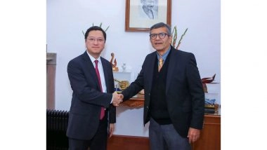 World News | Defence Secy Holds Talks with Vietnam Envoy on Defence Cooperation Initiatives