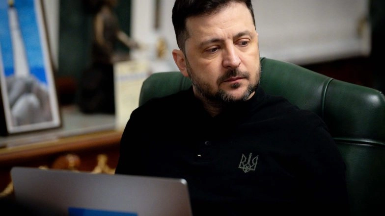 World News | Zelenskyy Briefs Finland, Latvia Presidents on His Meeting with Trump, Slams Putin Residence Attack News