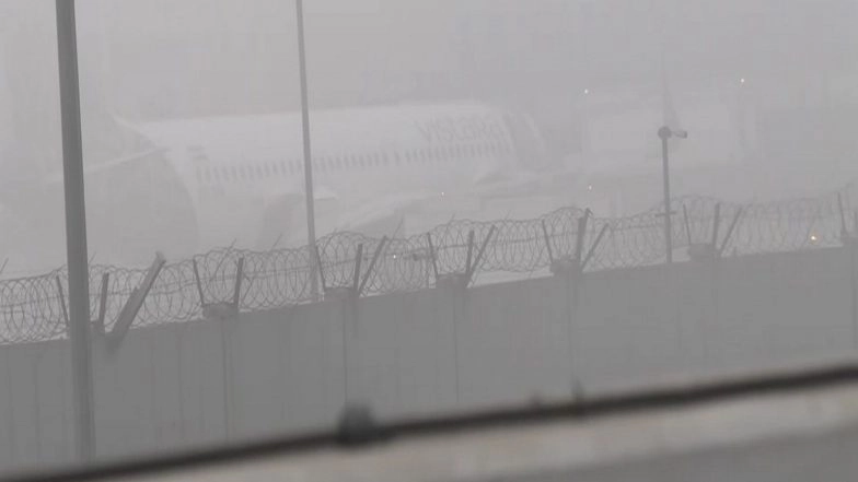 India News | 60 Arrivals, 58 Departures Flights Cancelled at Delhi Airport Due to Dense Fog