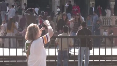 India News | Rajasthan: Tourism in Pink City Hits Record as Thousands Flock for New Year Celebration