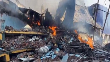 India News | Fire Breaks out at 3-storey Chocolate Factory in MP's Indore, Building Collapses; Four Firefighters Injured