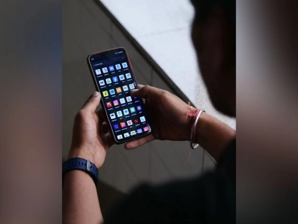 Business News | TRAI Issues Recommendations on Use of Foreign SIMs in Export-focused IoT Devices