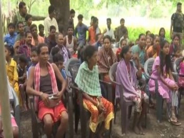 India News | Radio Emerges as an Effective Tool in Fight Against Naxalism in Chhattisgarh