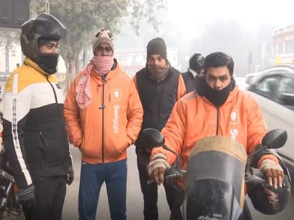 India News | Food Delivery Workers Hold Nationwide Strike over Pay, Insurance and Working Conditions