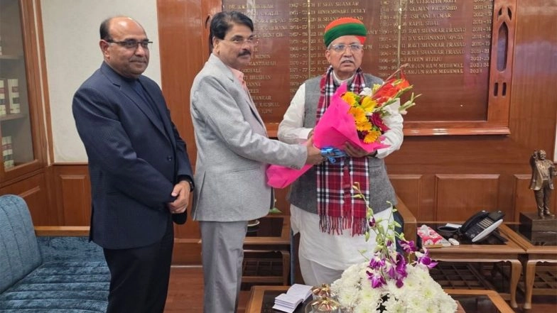 India News | BCI Chairman Meets Law Minister; Advocates' Welfare, Insurance and Protection Act on Agenda