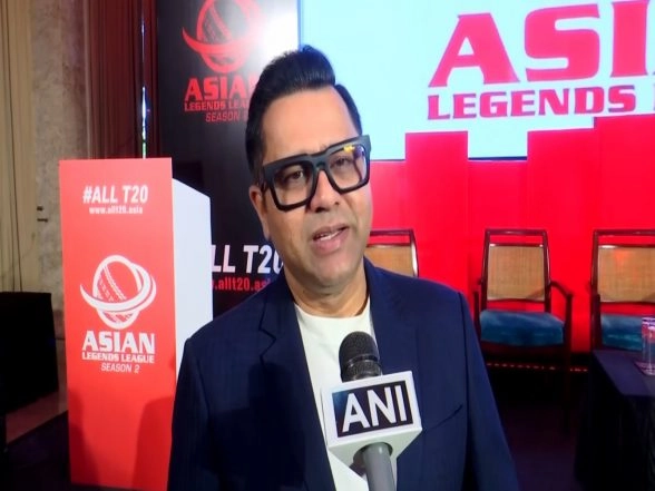 Sports News | Aakash Chopra Delivers Bold Prediction on WPL 2026, Orange Cap Winners