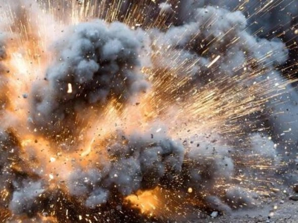 Business News | After Years of Research and Input from the Battlefield, Dr. Kochar Develops Rapid Light Adaptive Ballistic Face Shield