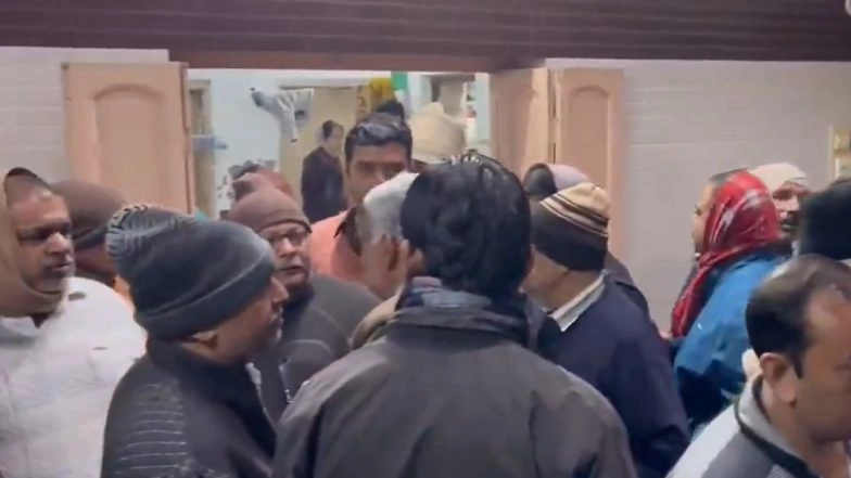 Bulandshahr: 4 Miscreants Posing As CBI Officers Loot INR 5 Lakh Cash and Jewellery From Businessman's House in Anupshahr