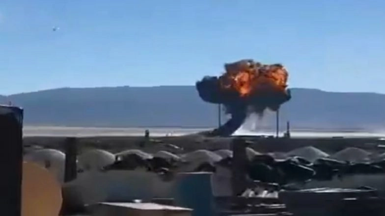 Jet Crash Caught on Camera: US Air Force Thunderbird Pilot Ejects Safely After F-16C Fighting Falcon Aircraft Crashes During Training Mission in California (Watch Video)