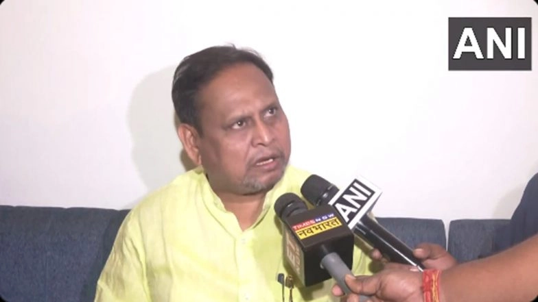Trinamool Congress Accuses Humayun Kabir of INR 1,000 Crore Deal With BJP