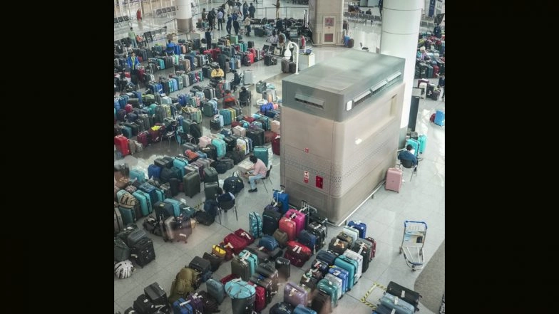 IndiGo Flight Cancellations: Luggage of Passengers Seen Piled Up at Indira Gandhi International Airport As Flights Face Disruptions in New Delhi, Photo Goes Viral (See Pic)