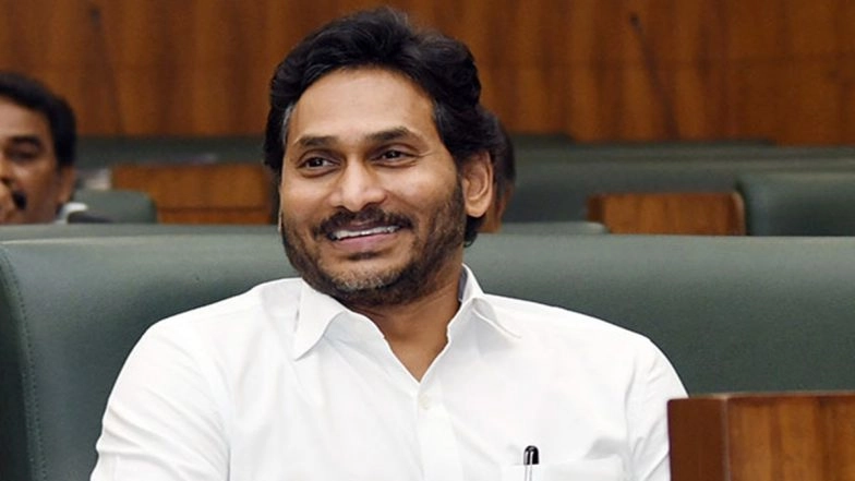 &lsquo;Hearty Felicitations and Warm Greetings to YS Jagan Mohan Reddy&rsquo;: Chandrababu Naidu, Pawan Kalyan Greet Former CM on His Birthday