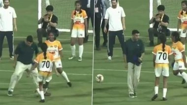 'Thank God He Didn't Bite Her' Fans Share Funny Jokes After Young Female Indian Footballer Nutmegs Luis Suarez in Rondo During  Lionel Messi's GOAT Tour at Wankhede Stadium in Mumbai (Watch Video)