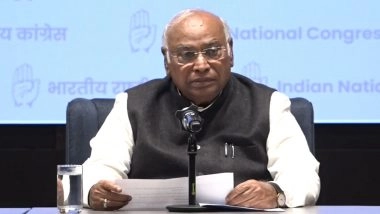 CWC Meeting 2025: Congress President Mallikarjun Kharge Flags SIR, Church Attacks; Condemns Hindus Lynching in Bangladesh (Watch Videos)