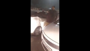 'Muh Mein M**t Dungi': UP Police Sub-Inspector Ratna Rathi Suspended After Viral Video Showed Her Abusing Couple Over Car Dispute in Meerut