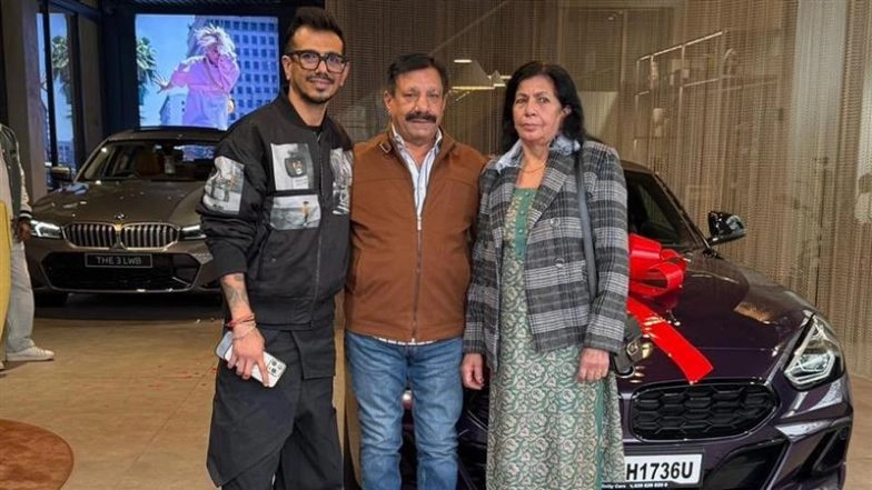 Yuzvendra Chahal Buys New Car; Star Indian Cricketer Calls Luxury BMW 'Milestone', Expresses Happiness On Parents 'Relishing' Achievement (Watch Video)