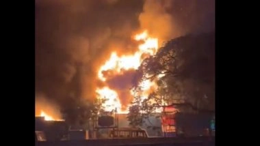 Tamil Nadu: Fire Destroys Waste Materials Dumped in Scrap Yard Anna Nagar