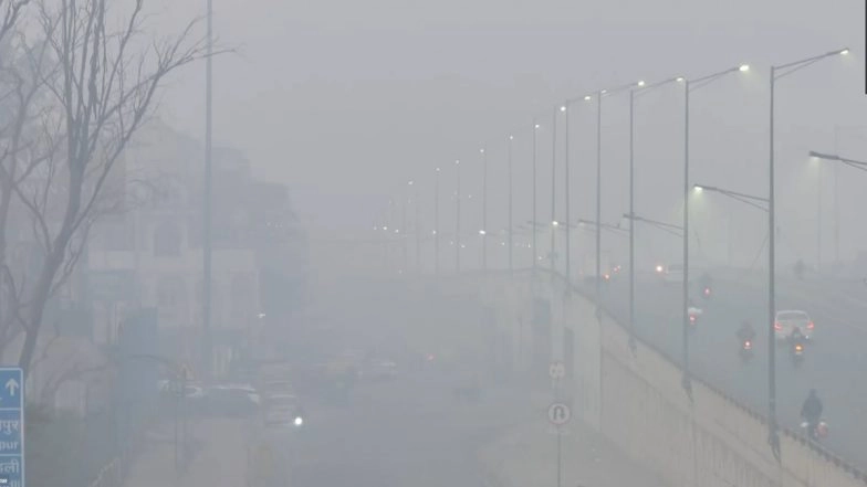 Heavy Smog Engulfs Delhi-NCR As Air Quality Slips to ‘Very Poor’ Category