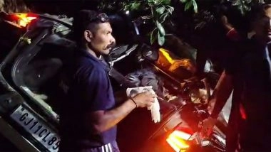 Gujarat Road Accident: 3 Dead, One Injured As Car Crashes Into Tree in Amreli (Watch Video)