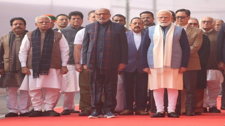 Parliament Terror Attack Anniversary: PM Narendra Modi, MPs Pay Tributes 2001 Parliament Attack Martyrs (See Pics and Video)
