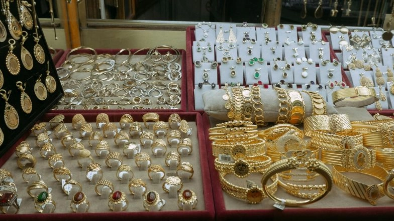 Silver Rate Today, December 30, 2025: Check Latest Prices in Delhi, Mumbai, Chennai and Other Major Cities As White Metal Pulls Back